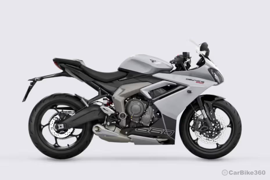 Triumph daytona 660 right side Triumph daytona 660 right side