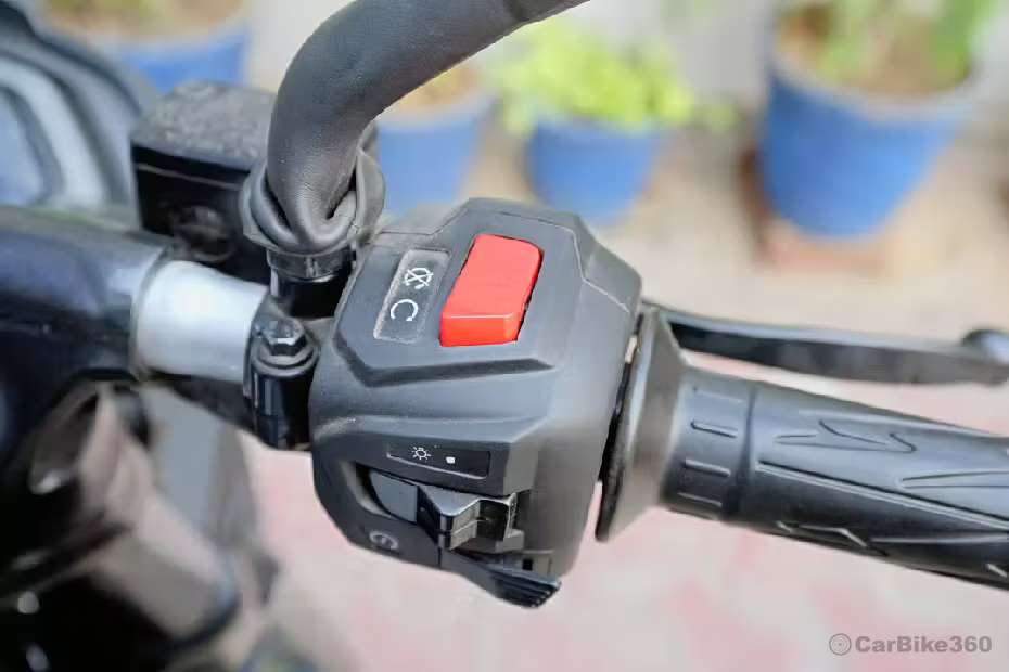Bajaj Pulsar NS200 images Bajaj Pulsar NS200 images