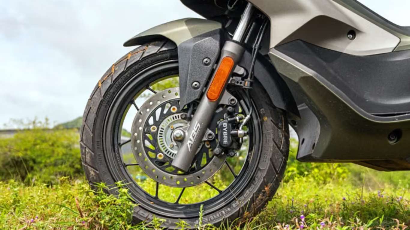 Hero Xoom 160 Front Wheel Hero Xoom 160 Front Wheel