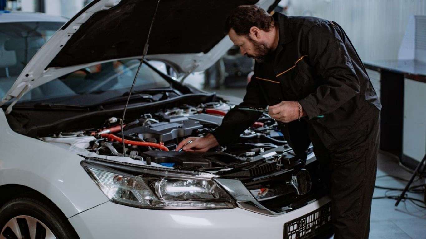 Battle of the Fixes: Repair vs. Replacement Pros, Cons, and Costs