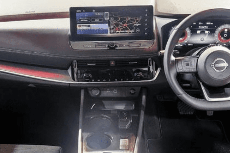 Nissan X Trail interior