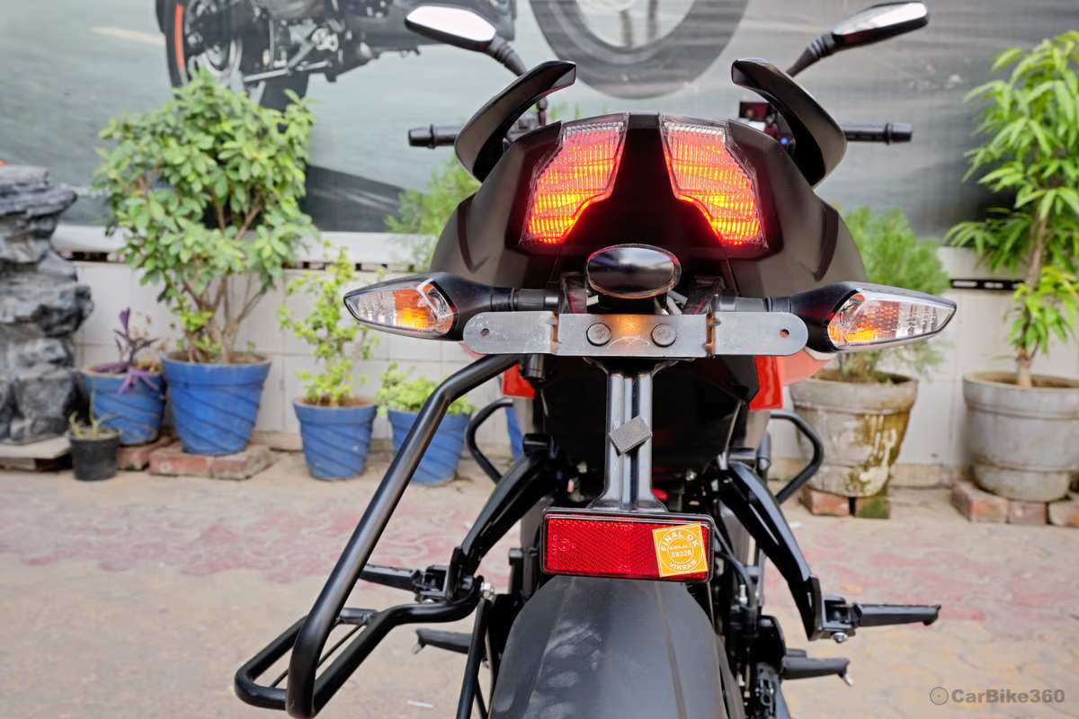 Bajaj Pulsar NS 125 images Bajaj Pulsar NS 125 images
