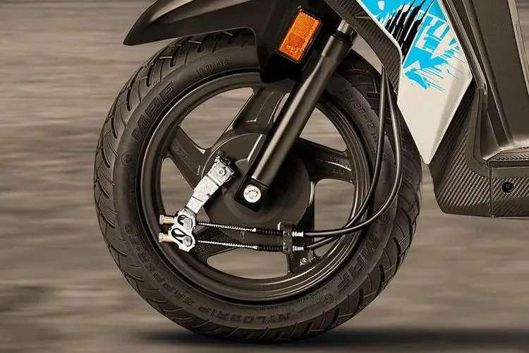 Honda Dio 125 Front Wheel Honda Dio 125 Front Wheel