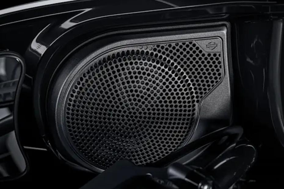 Harley davidson street glide audio Harley davidson street glide audio