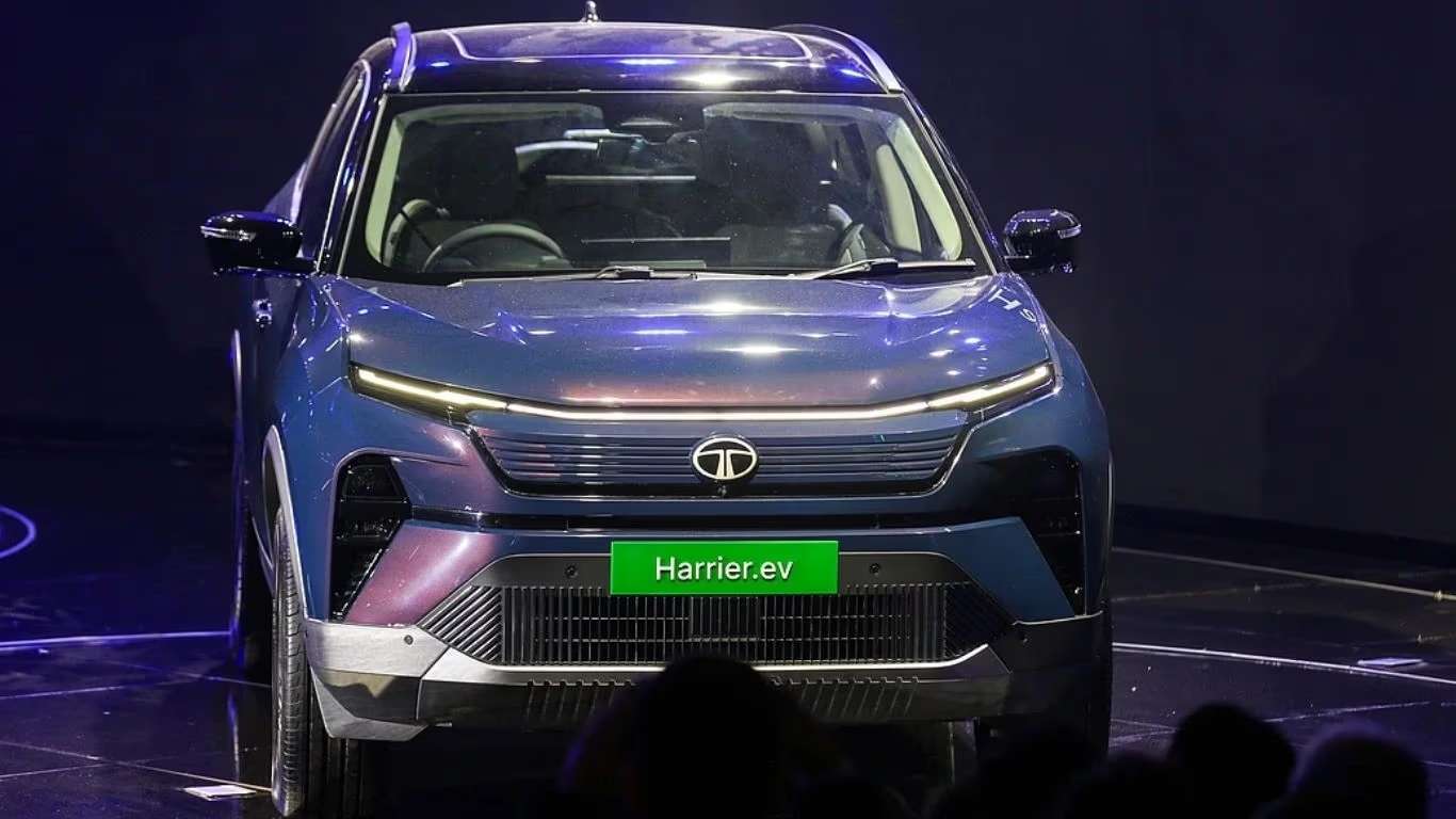Electric Car Sales Report December 2025: Tata Motors Leads The Market Surge While VinFast Steps into the fourth spot for the first time Audio