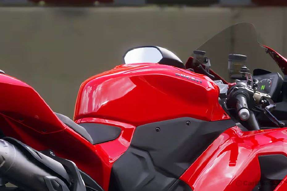Ducati Panigale V2 Fuel Tank Ducati Panigale V2 Fuel Tank