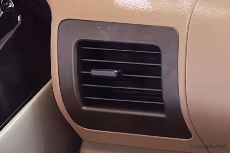 Mahindra Bolero Passenger's Side AC Vent Mahindra Bolero Passenger's Side AC Vent