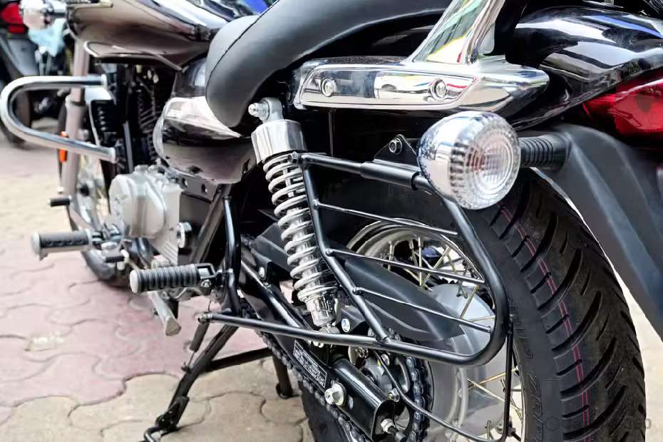 Bajaj Avenger Cruise 220 images Bajaj Avenger Cruise 220 images