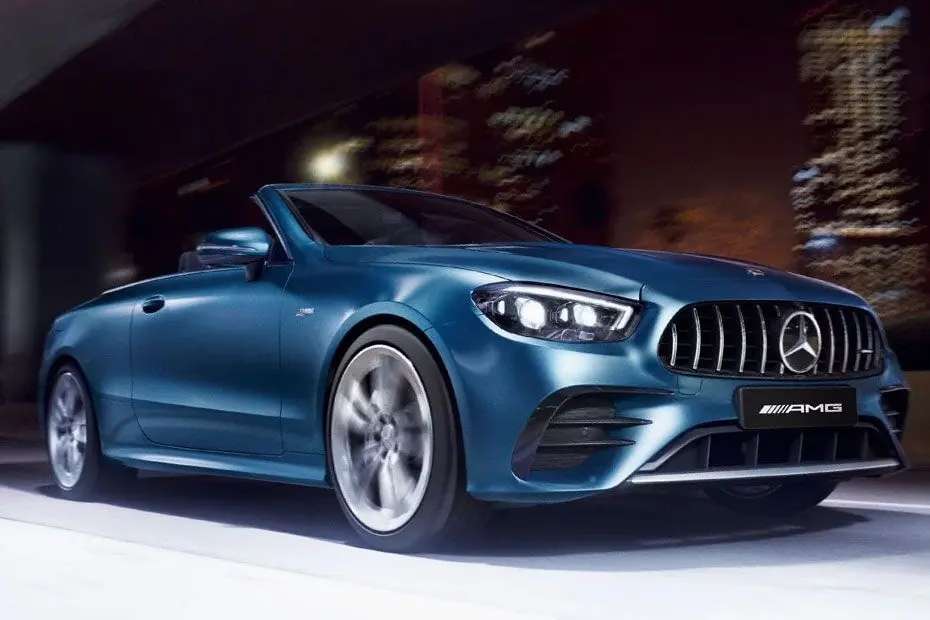 Mercedes-Benz AMG E-53 Cabriolet front-right-side view Mercedes-Benz AMG E-53 Cabriolet front-right-side view