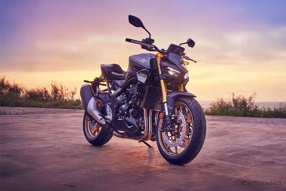 Honda CB1000 Hornet SP Right Front Three Quarter Honda CB1000 Hornet SP Right Front Three Quarter