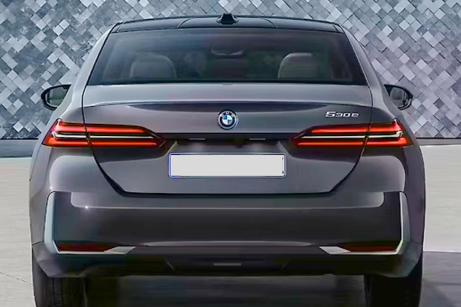 BMW 5 Series Rear View BMW 5 Series Rear View