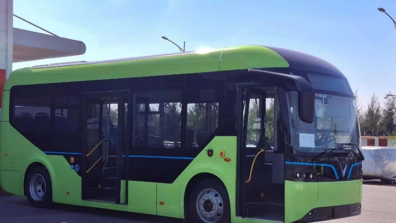 VinFast Electric Bus
