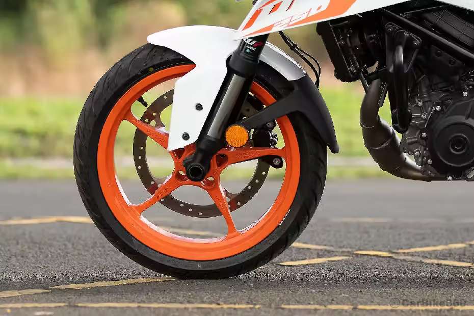 KTM 250 Duke images KTM 250 Duke images