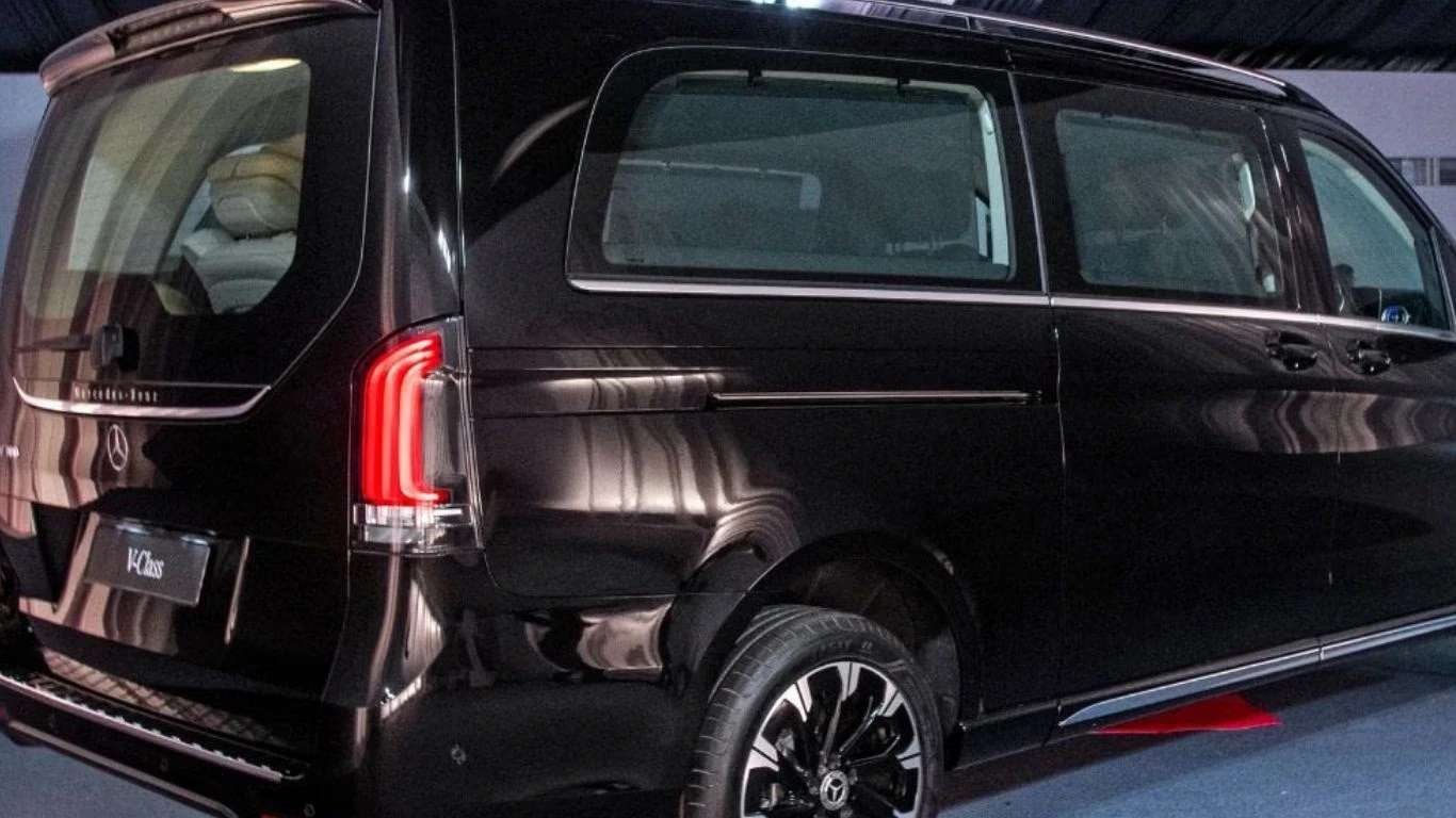 Mercedes V-Class rear design view