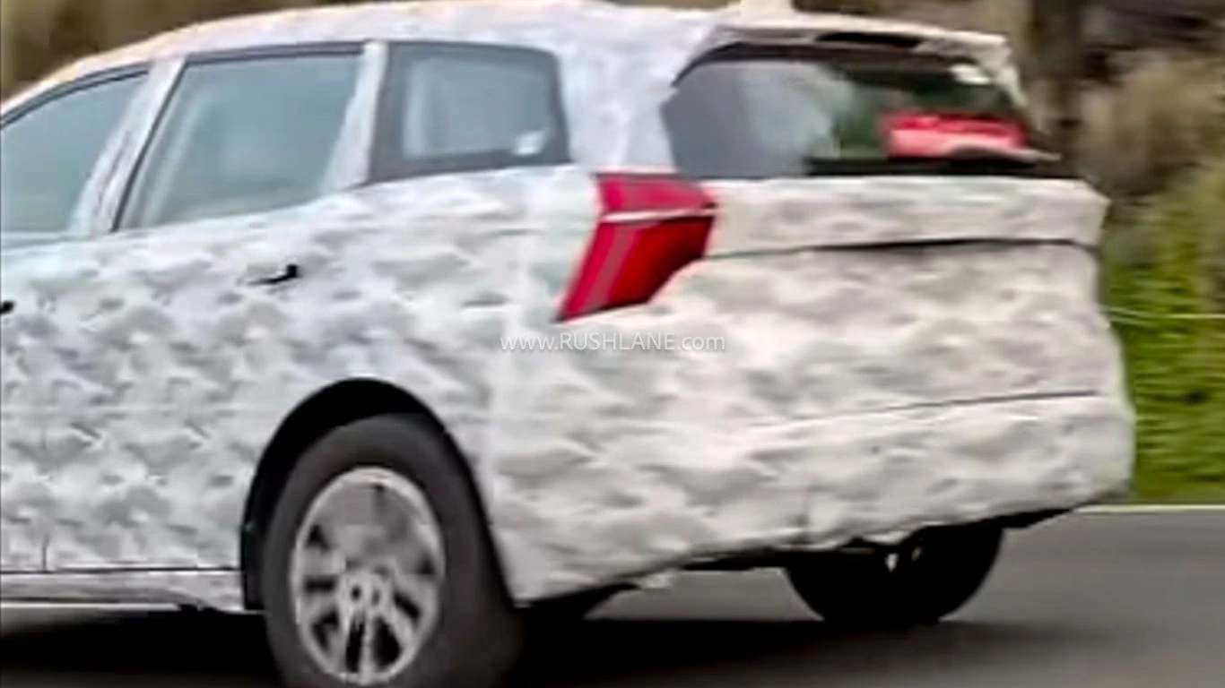 Mahindra 7X0