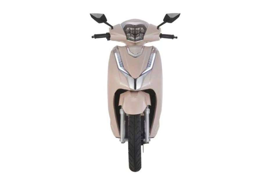 Dionev Asta Front View Dionev Asta Front View