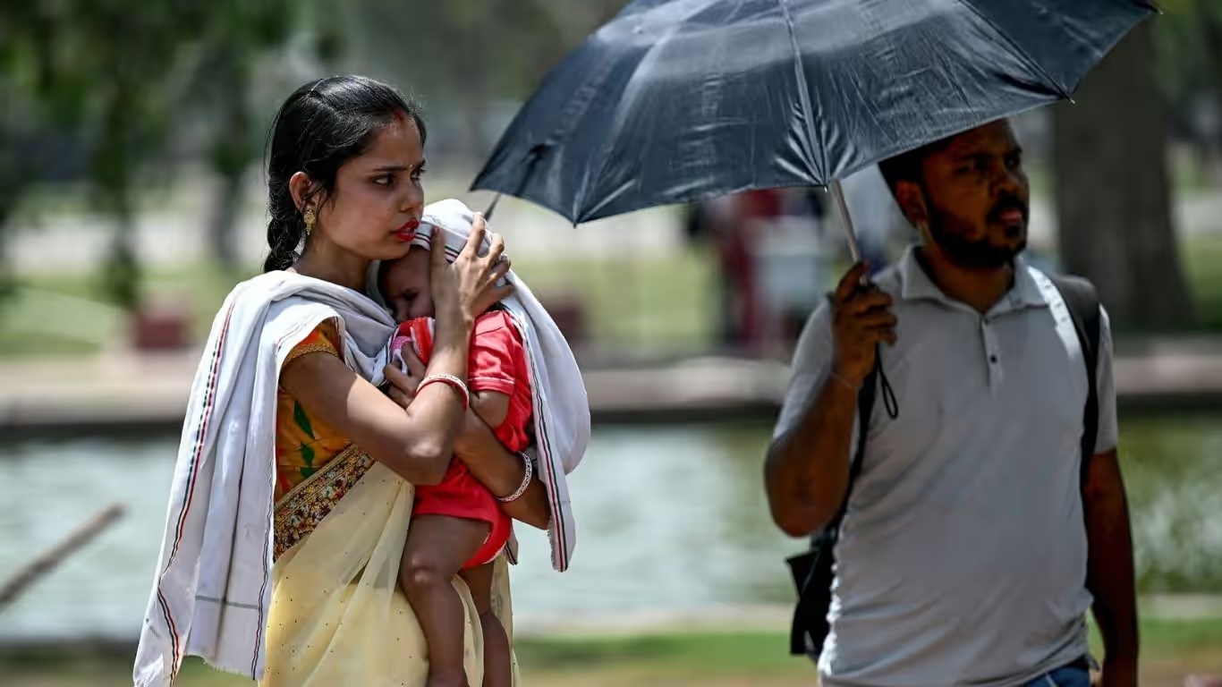 Beat the Delhi Heatwave: Amaron Hi-Life Edges Out Exide Epiq in High-Temp Durability & Longevity Beat the Delhi Heatwave: Amaron Hi-Life Edges Out Exide Epiq in High-Temp Durability & Longevity