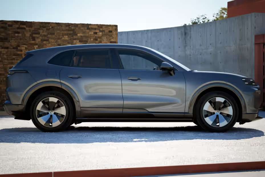 Porsche Cayenne EV Right Side Porsche Cayenne EV Right Side