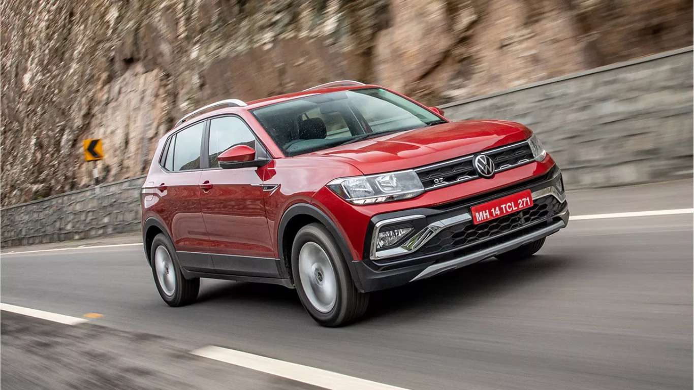 Taigun is available in 1.5L TSI EVO & 1.0L TSI Engines with 7-Speed and 6-Speed manual & automatic transmission Taigun is available in 1.5L TSI EVO & 1.0L TSI Engines with 7-Speed and 6-Speed manual & automatic transmission