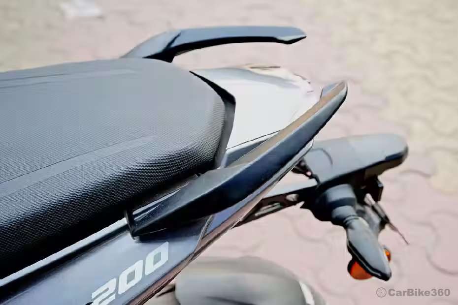 Bajaj Pulsar NS200 images Bajaj Pulsar NS200 images
