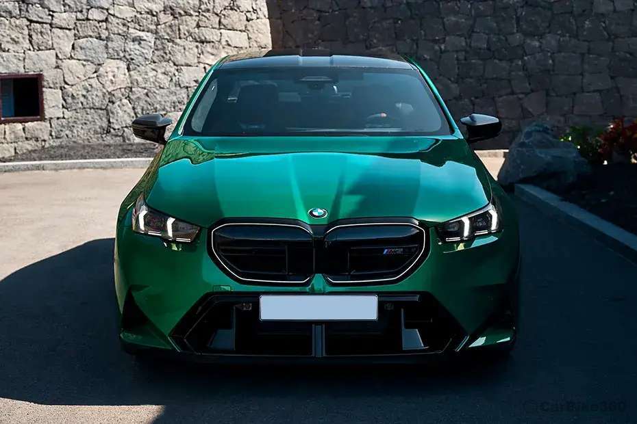 BMW M5 Front View BMW M5 Front View