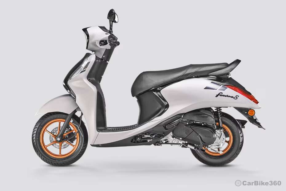 Yamaha Fascino 125 Fi Hybrid Side Profile View (Left) Yamaha Fascino 125 Fi Hybrid Side Profile View (Left)