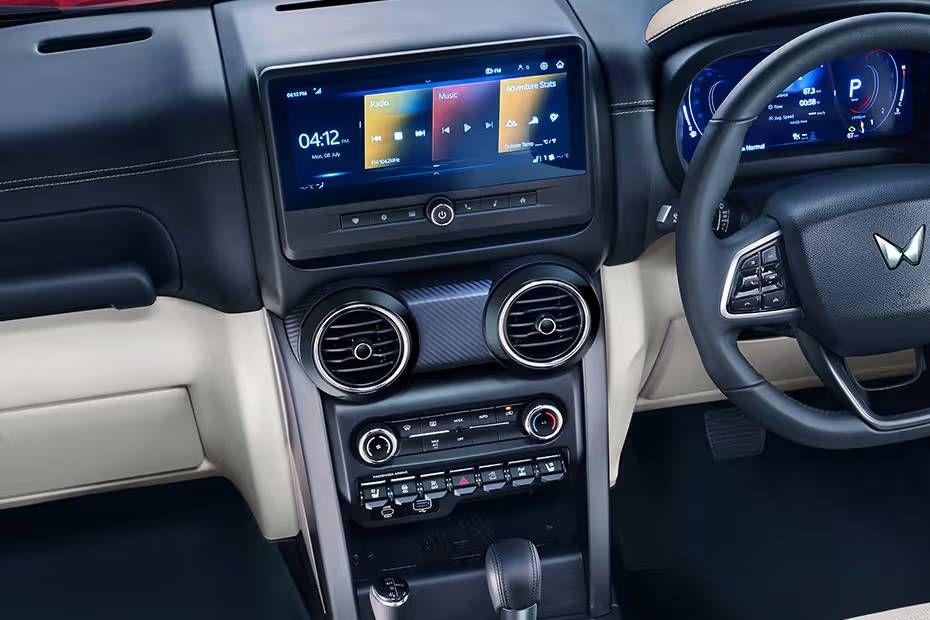 Mahindra Thar Roxx Center Console Mahindra Thar Roxx Center Console