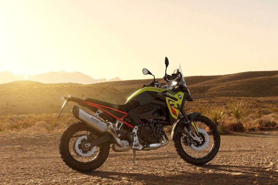 BMW F 900 GS Right Side View BMW F 900 GS Right Side View