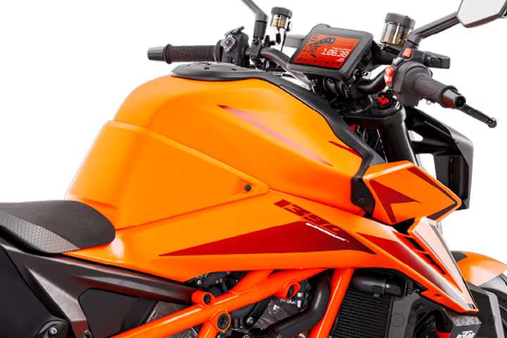 KTM 1390 Super Duke R images KTM 1390 Super Duke R images