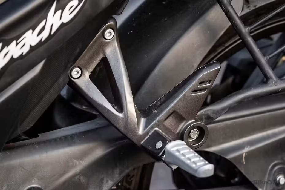 TVS Apache RTR 200 4V images TVS Apache RTR 200 4V images