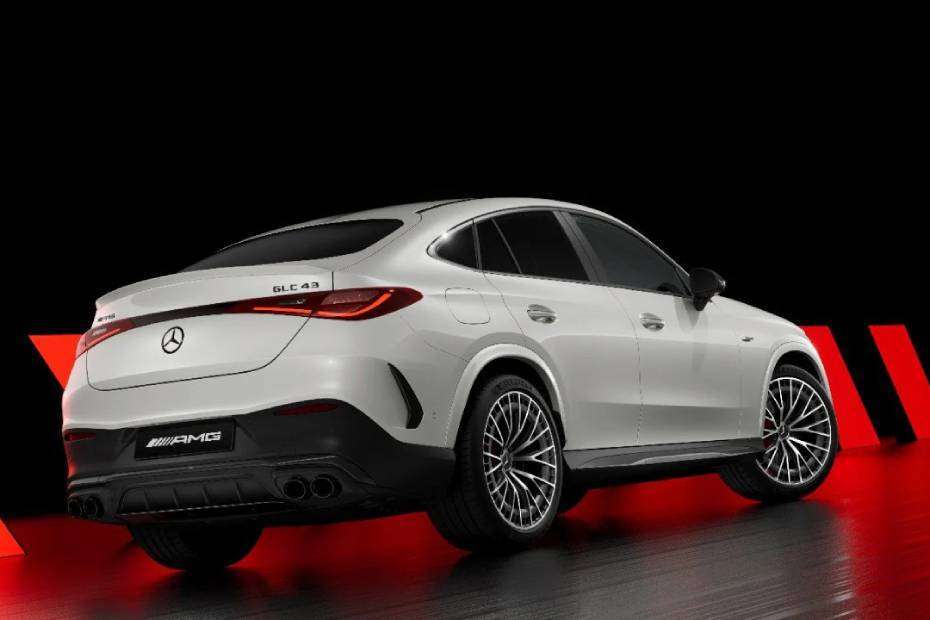 Mercedes Benz AMG GLC43 Coupe Rear View Mercedes Benz AMG GLC43 Coupe Rear View