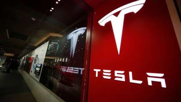 Tesla to Inaugurate First Delhi Showroom on August 11 Audio