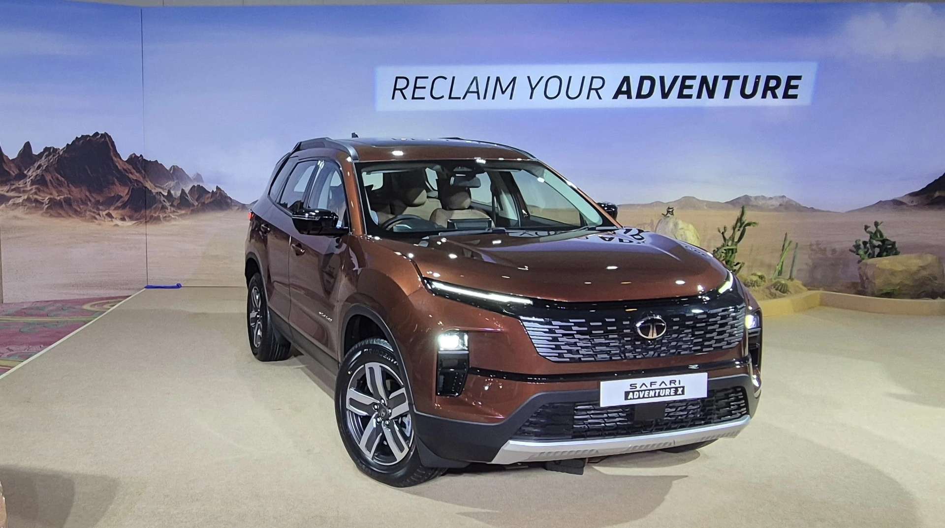 Tata Safari Adventure X+