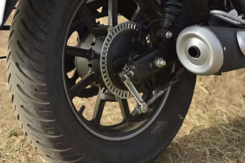 Bajaj Avenger Street 160 images Bajaj Avenger Street 160 images