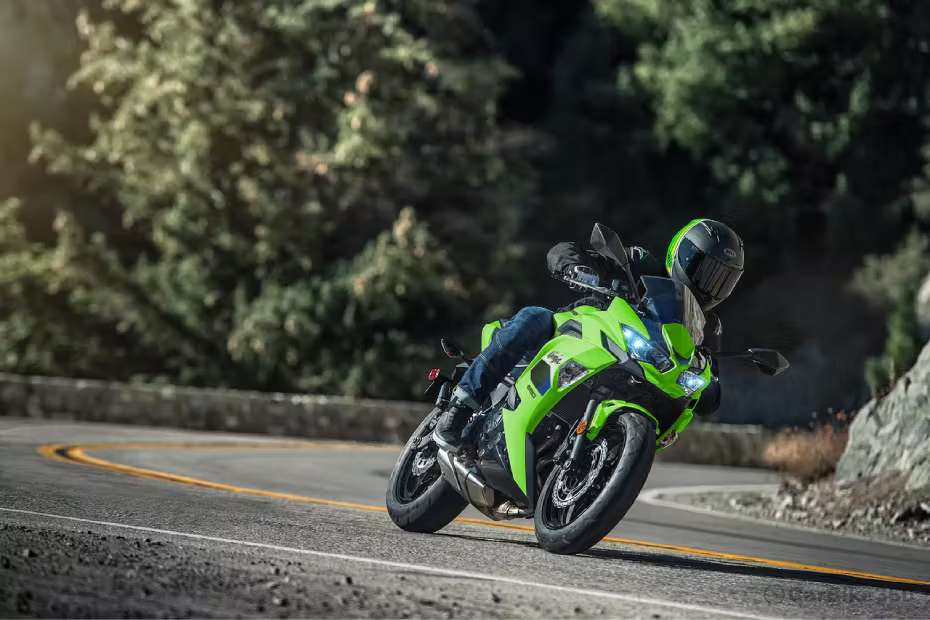 Kawasaki Offers Rs 20,000 Discount on 2025 Ninja 650 in India