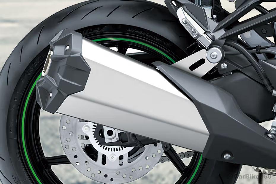 Kawasaki Ninja 1100SX Exhaust Pipe Kawasaki Ninja 1100SX Exhaust Pipe