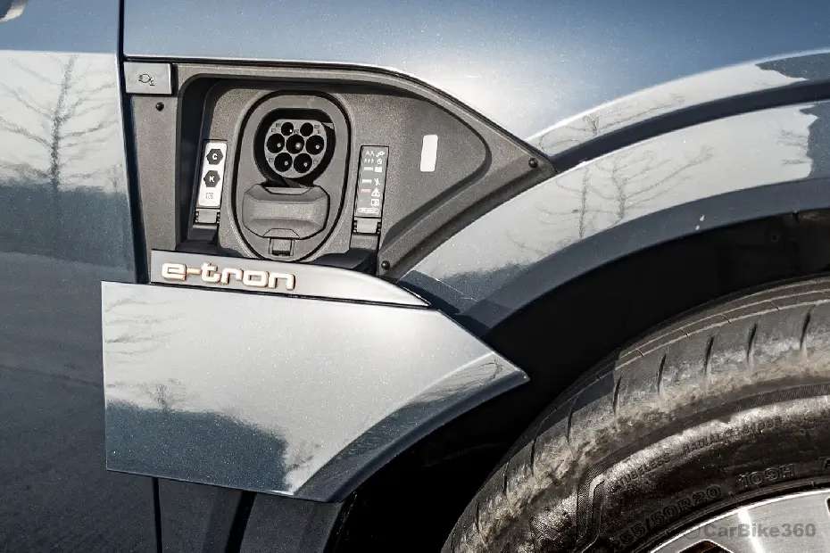 Audi E-tron Sportback Wireless Charging Audi E-tron Sportback Wireless Charging