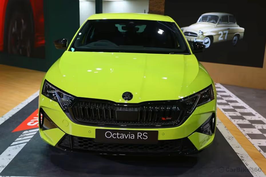 Skoda Octavia RS Front View Skoda Octavia RS Front View