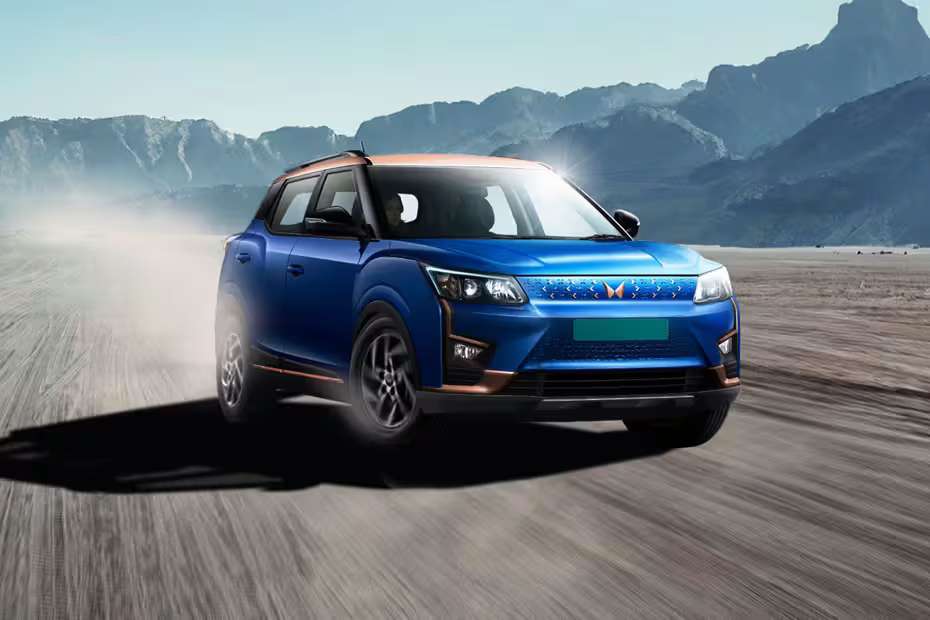 महिंद्रा XUV400 महिंद्रा XUV400