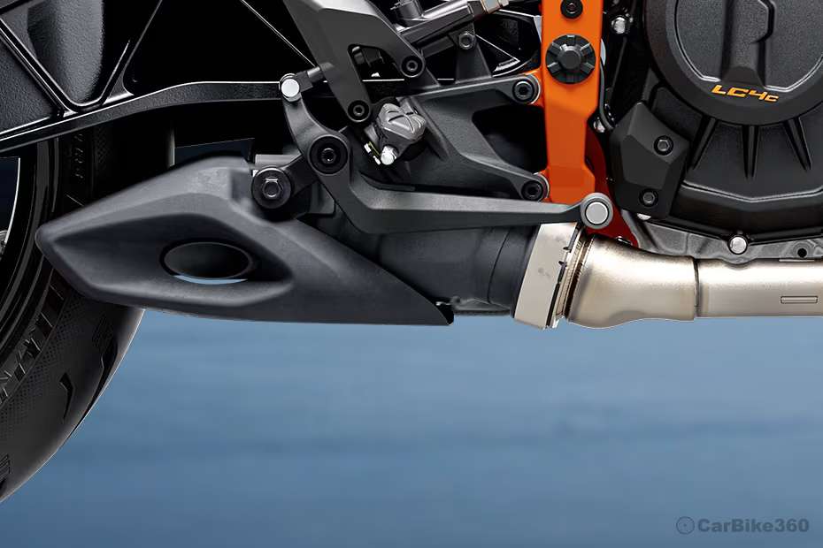 KTM Duke 390 Exhaust KTM Duke 390 Exhaust