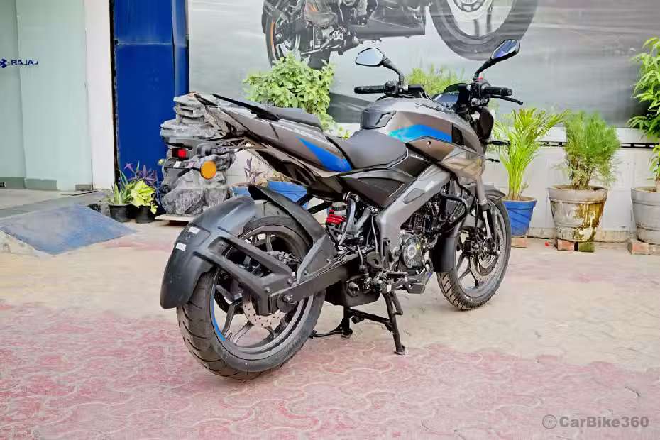 Bajaj Pulsar NS200 images Bajaj Pulsar NS200 images