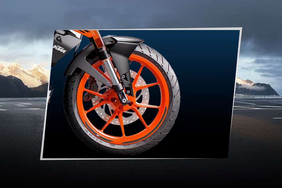 KTM 1390 Super Duke R images KTM 1390 Super Duke R images