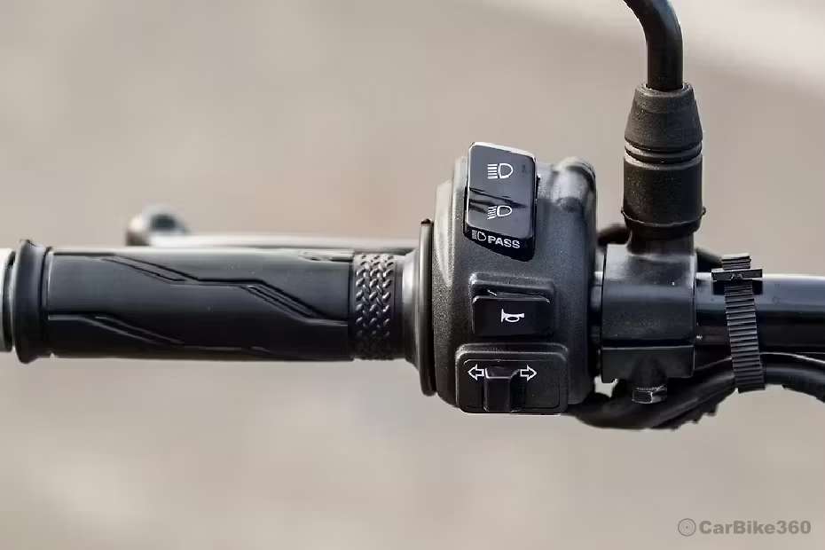 Yamaha MT 15 V2 images Yamaha MT 15 V2 images