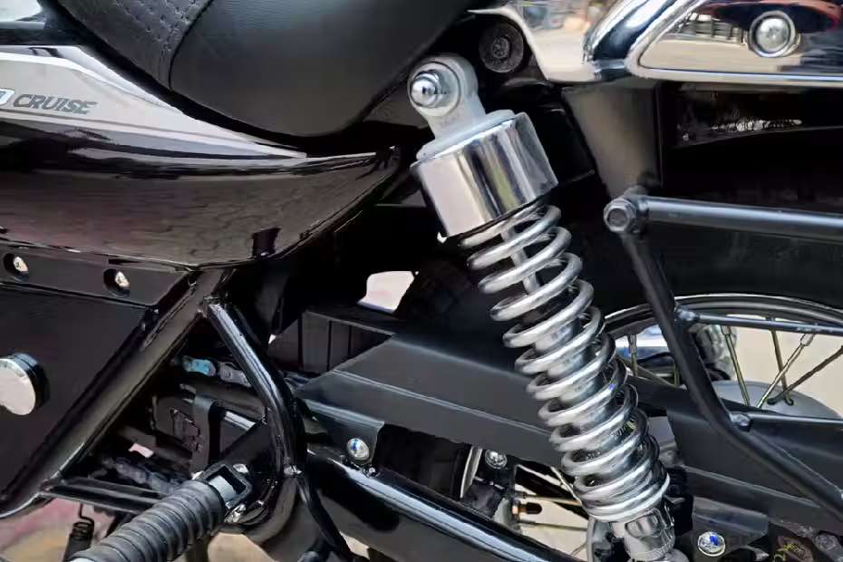 Bajaj Avenger Cruise 220 images Bajaj Avenger Cruise 220 images
