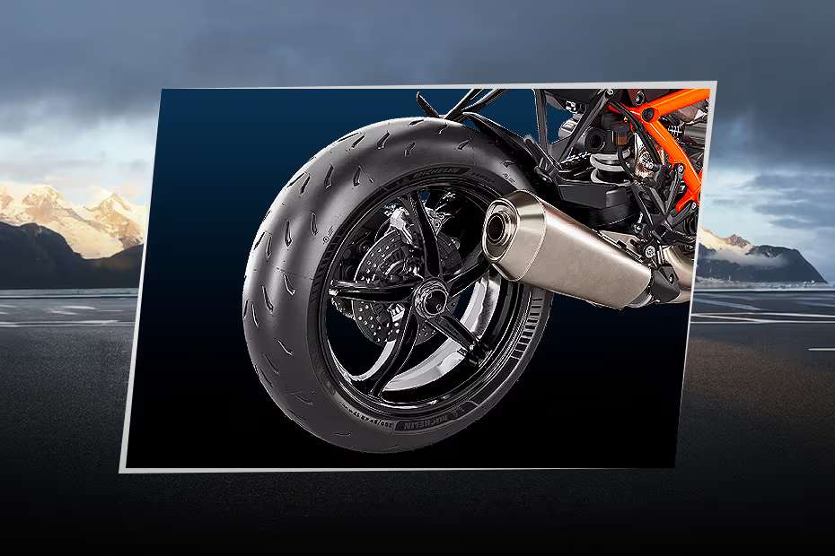 KTM 1390 Super Duke R images KTM 1390 Super Duke R images