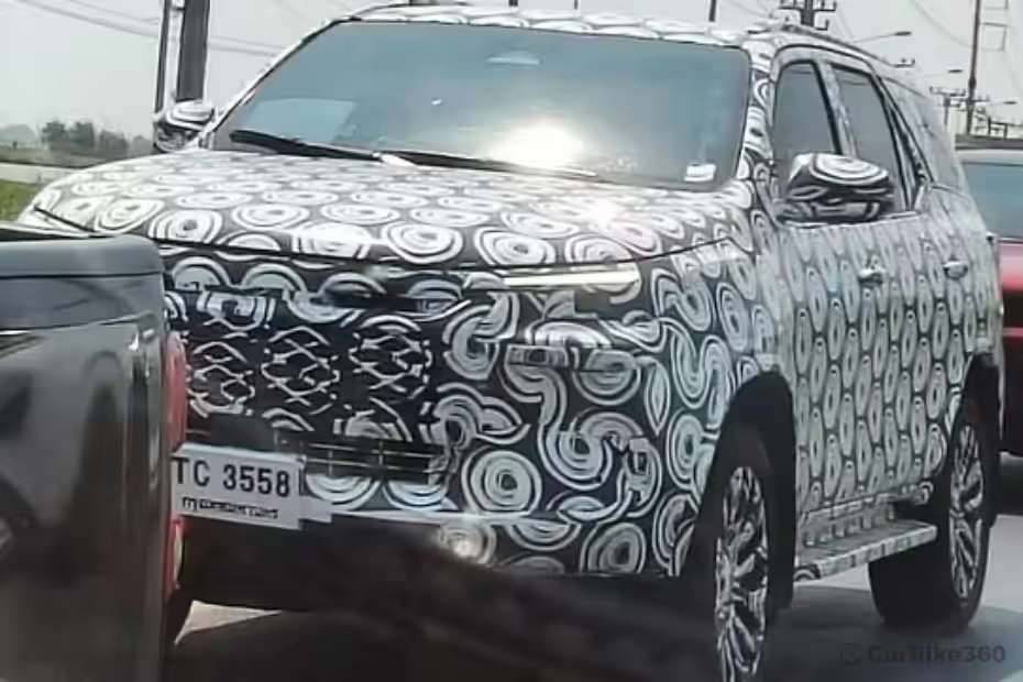 Toyota Fortuner 2026 Left Front Three Quarter View Toyota Fortuner 2026 Left Front Three Quarter View