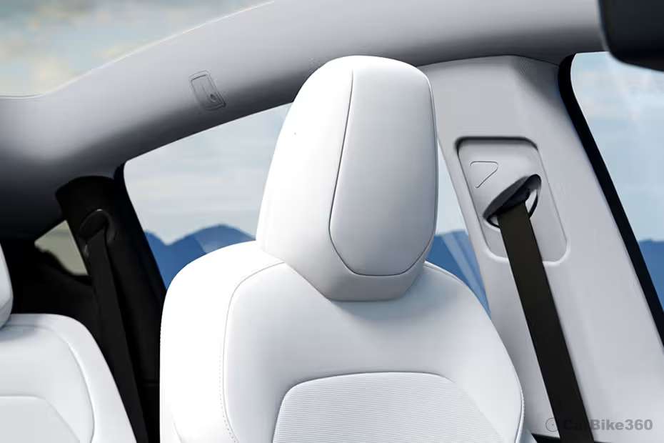Tesla Model Y L Premium AWD vs Long Range Premium RWD: Detailed Variant Comparison