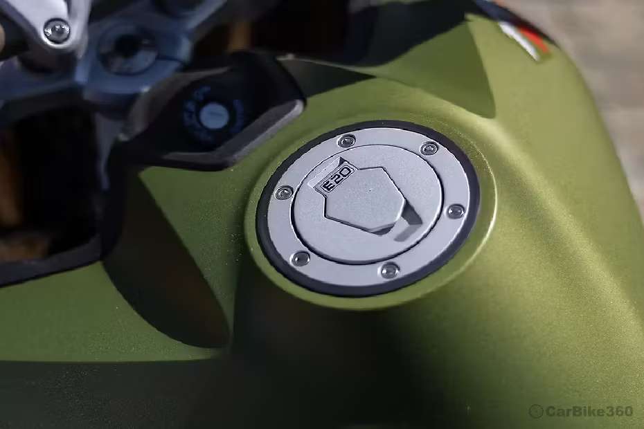 TVS Apache RTX 300 images TVS Apache RTX 300 images