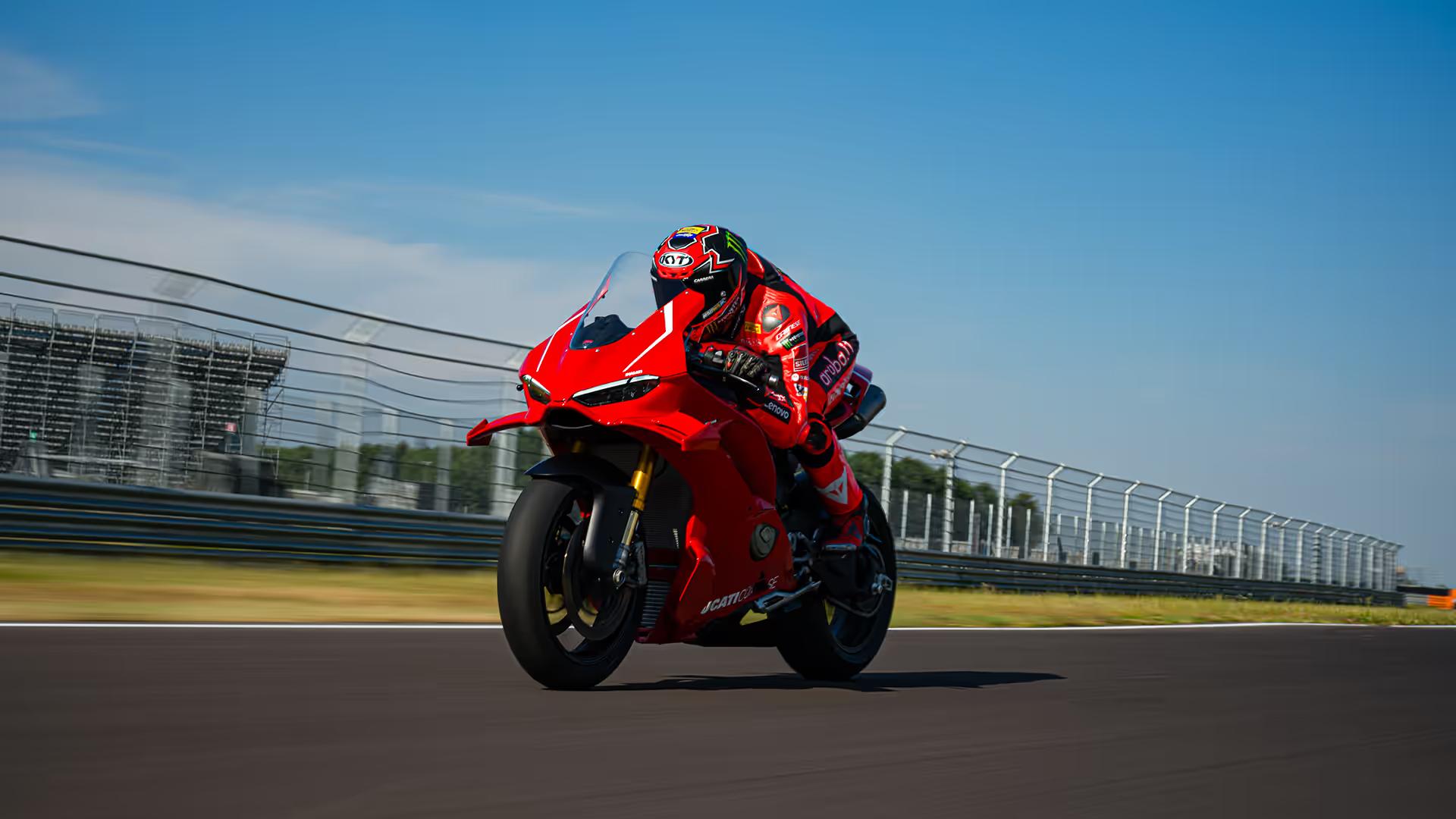 Ducati Panigale V4 R Launched in India at Rs. 84.99 Lakh: Here's All You Need to Know undefined