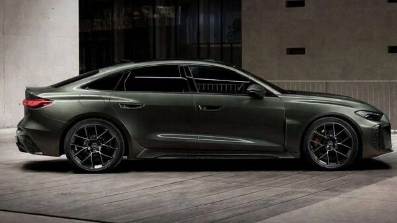 Audi RS5 side profile